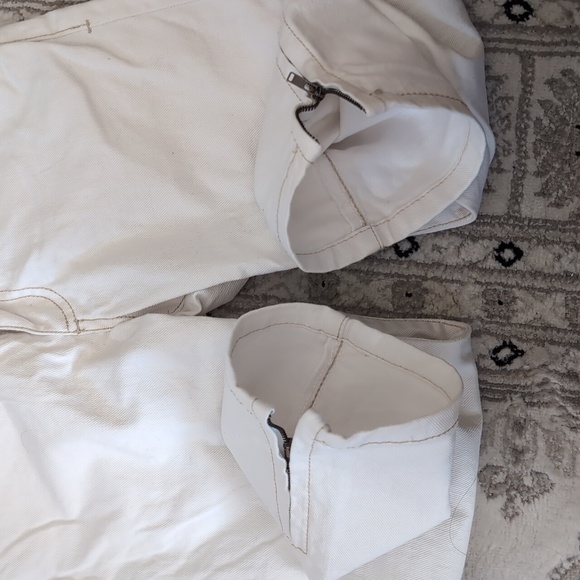 Sz 2(32) MEXX Capris white Jeans - Women’s - Picture 8 of 8